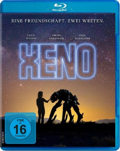 Blu-ray-Cover von Xeno: ein Mädchen und ein Alien als Silhouetten vor einem Sternenhimmel, darüber der leuchtende Schriftzug XENO